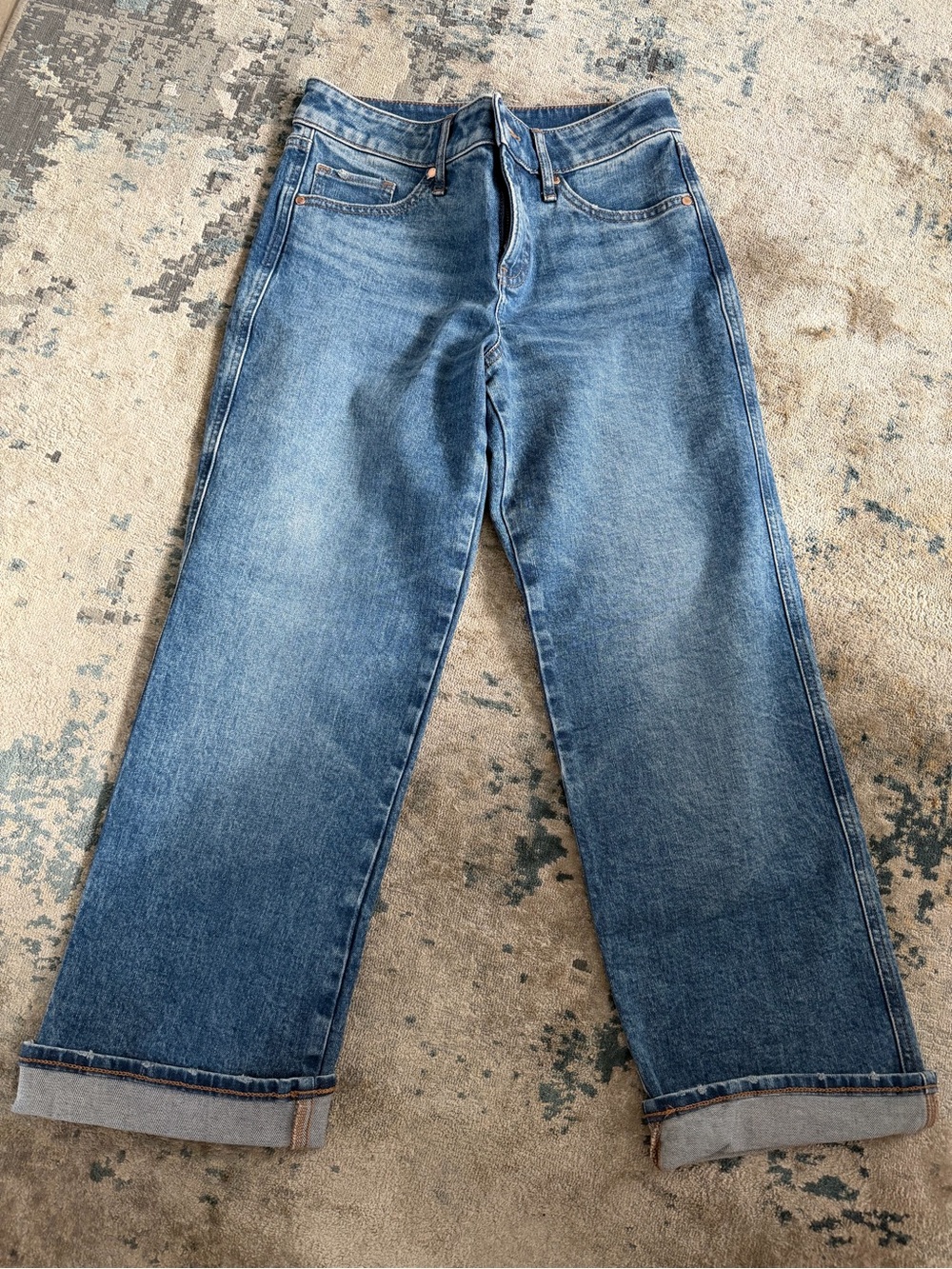 Express Women's Cropped Straight-Leg Jeans in Blue Denim